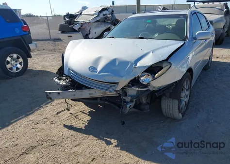 2004 Lexus Es 330 из США, поврежденный, VIN JTHBA30G345039693